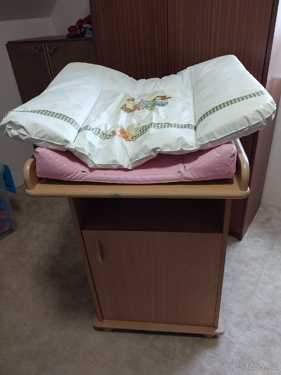 Skříňka s pultem - 2