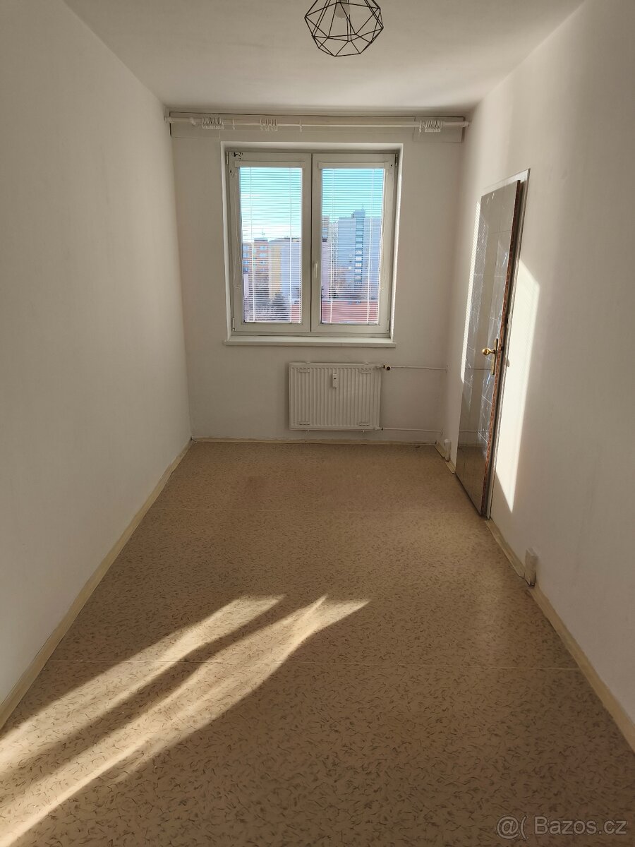 Pronájem bytu 2+1, 44m2, ul. Vrchní, Opava - 2