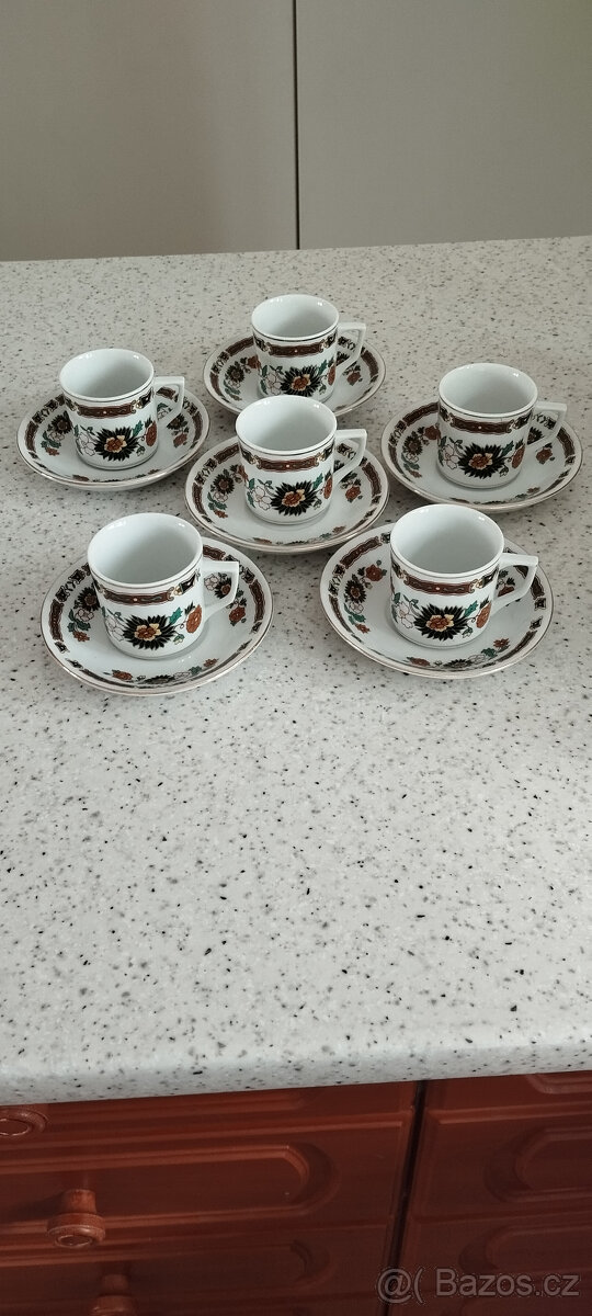 PORCELÁNOVÝ SERVIS s květinami - MADE IN CHINA - 2