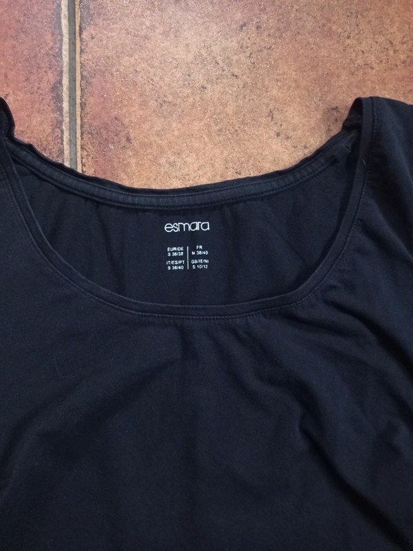 Těhotenské tílko zn. Esmara vel. S - 2