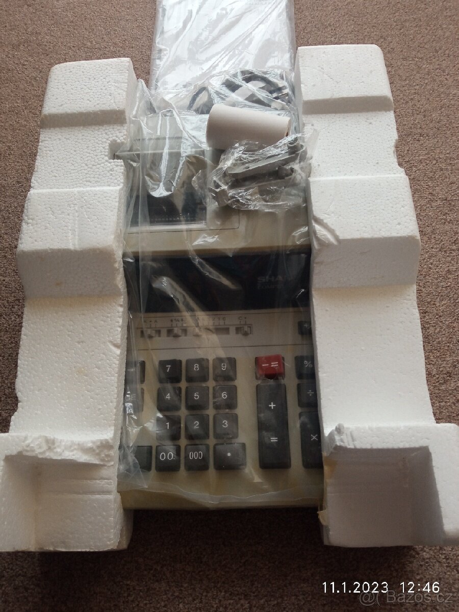 Elektronická kalkulačka SHARP CS-2635A - 2