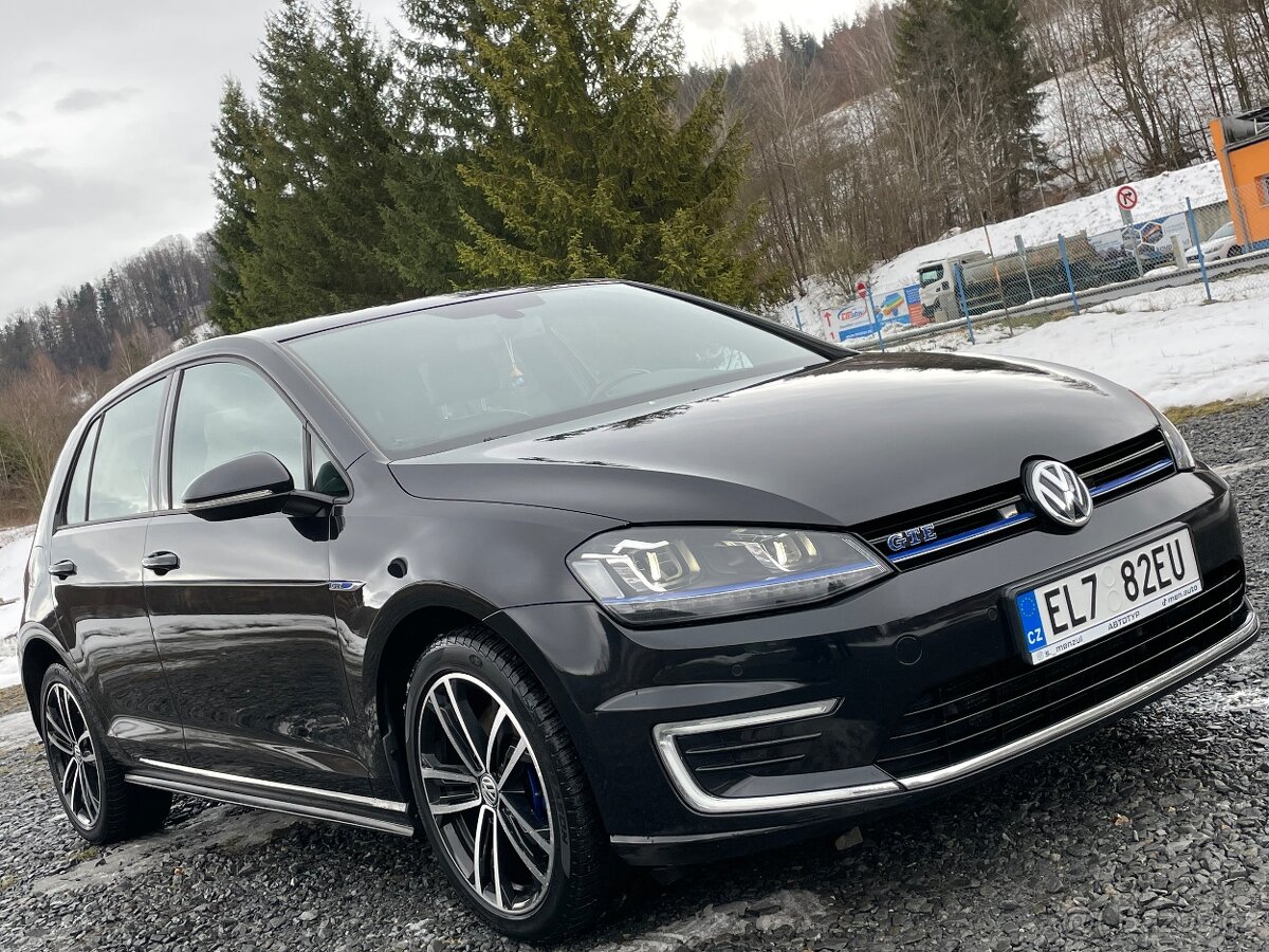 VW Golf 1.4 GTE бензиново-гібридний - 2