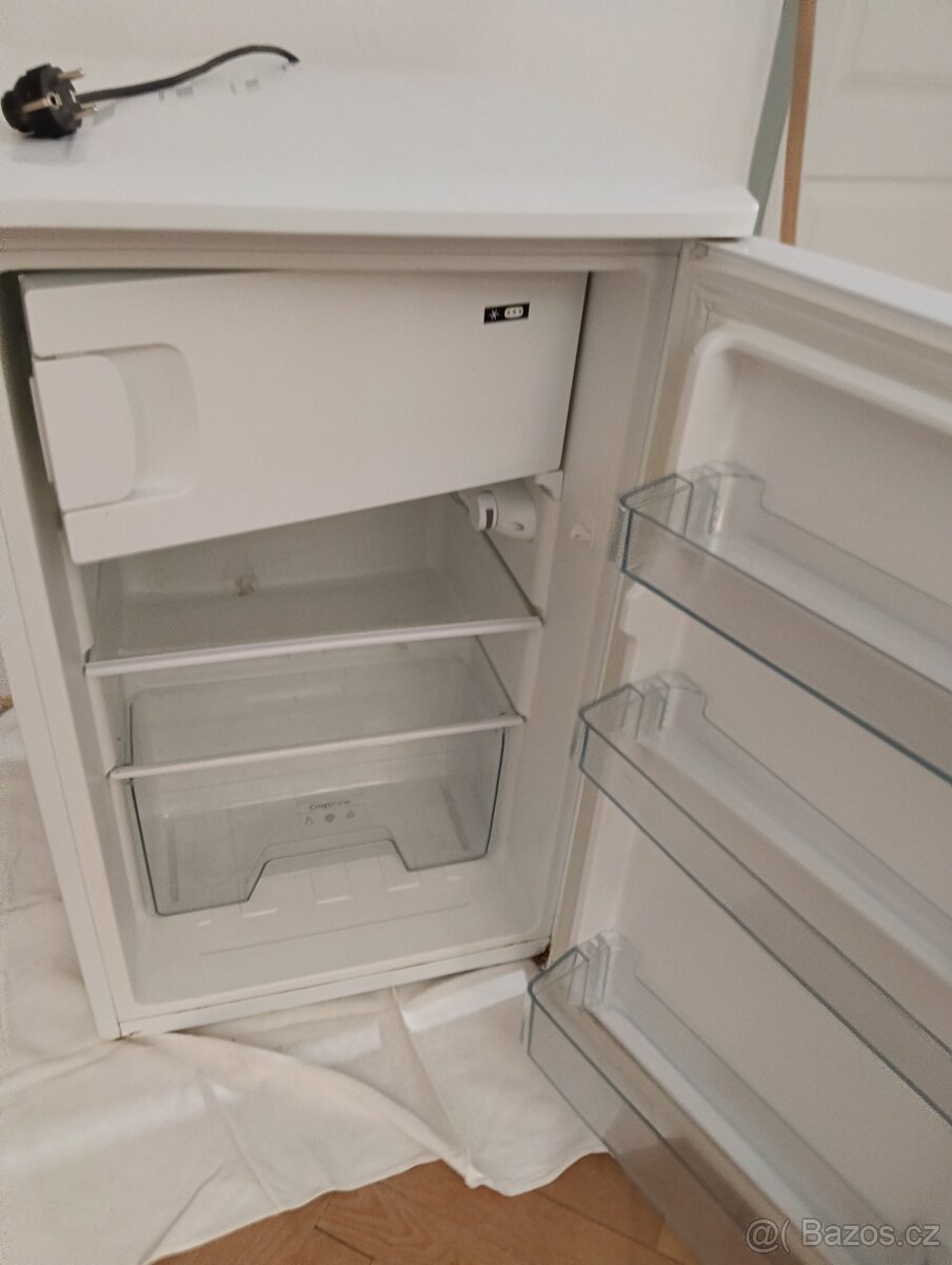 Menší lednička Gorenje - 2