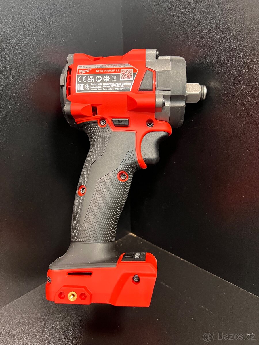 MILWAUKEE M18 FIW2F12 – rázový utahovák (nový) - 2