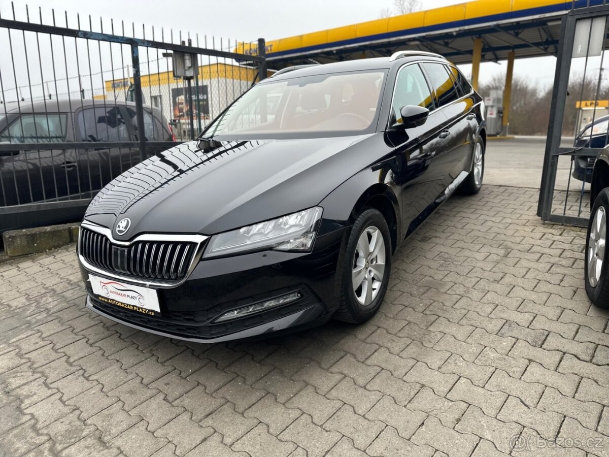 Škoda Superb 2.0TDi VIRTUAL,KAMERA,1.MAJ. - 2
