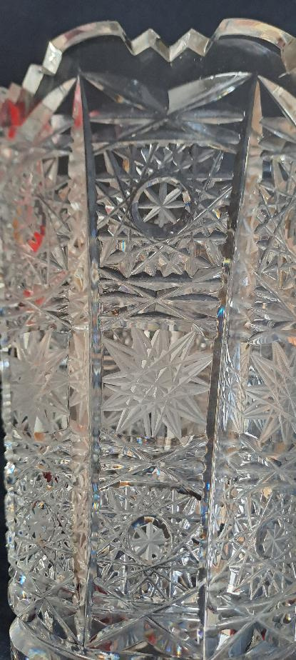 Broušená váza Nová cena 400,- - 2