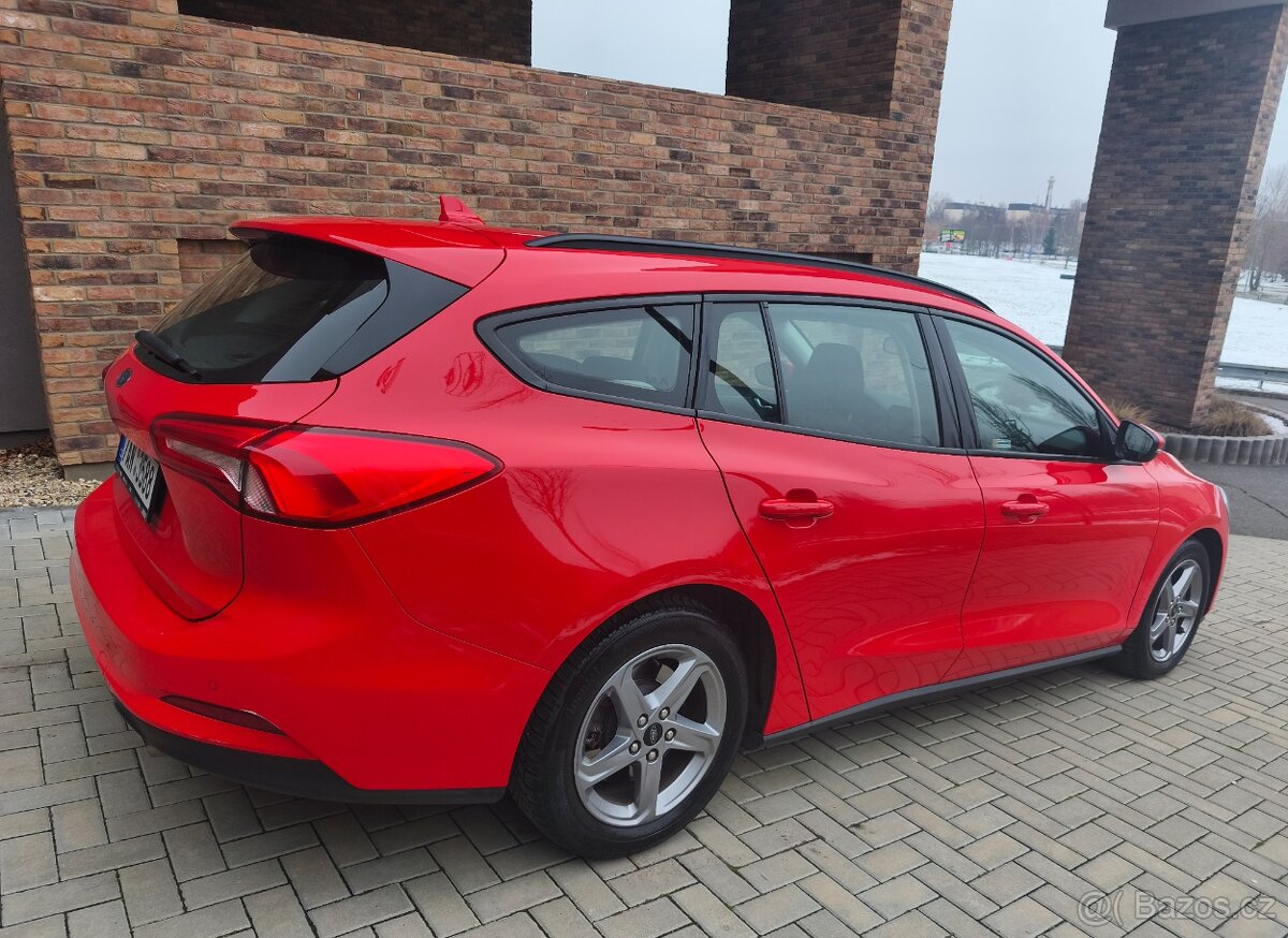 FORD FOCUS 1.0i 92kW EcoBoost - 2