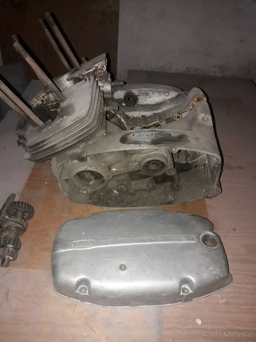 Motor jawa 623 - 2
