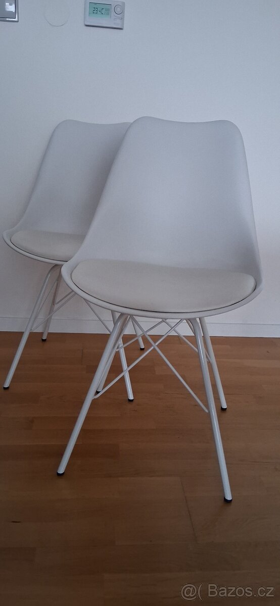 2 jídelní židle - 2