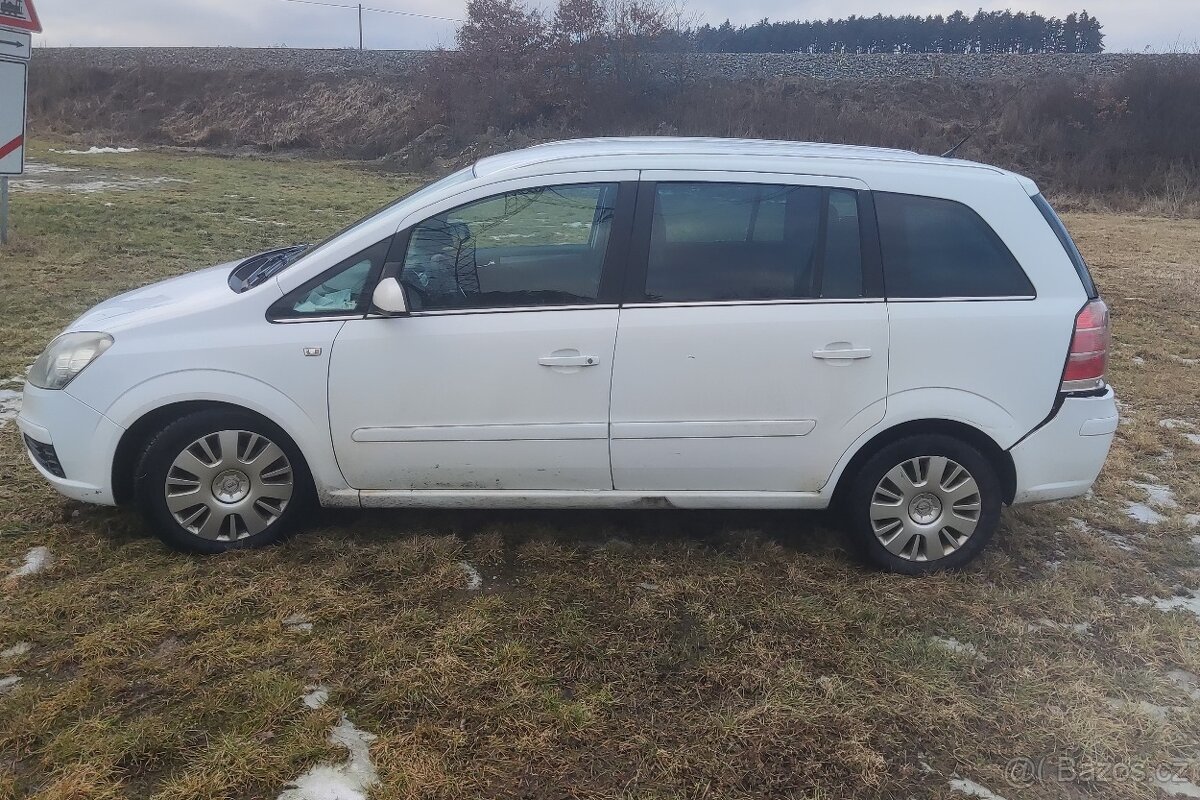 Opel Zafira 1.9 CDTI 88 kW, MPV - 2