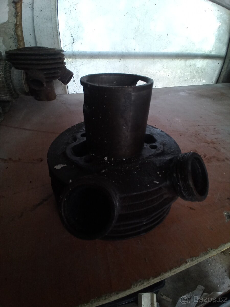 ČZ skútr prase - 2