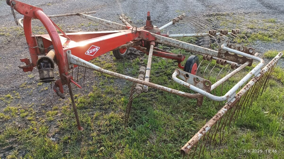 Shrnovač sena Kuhn - 2