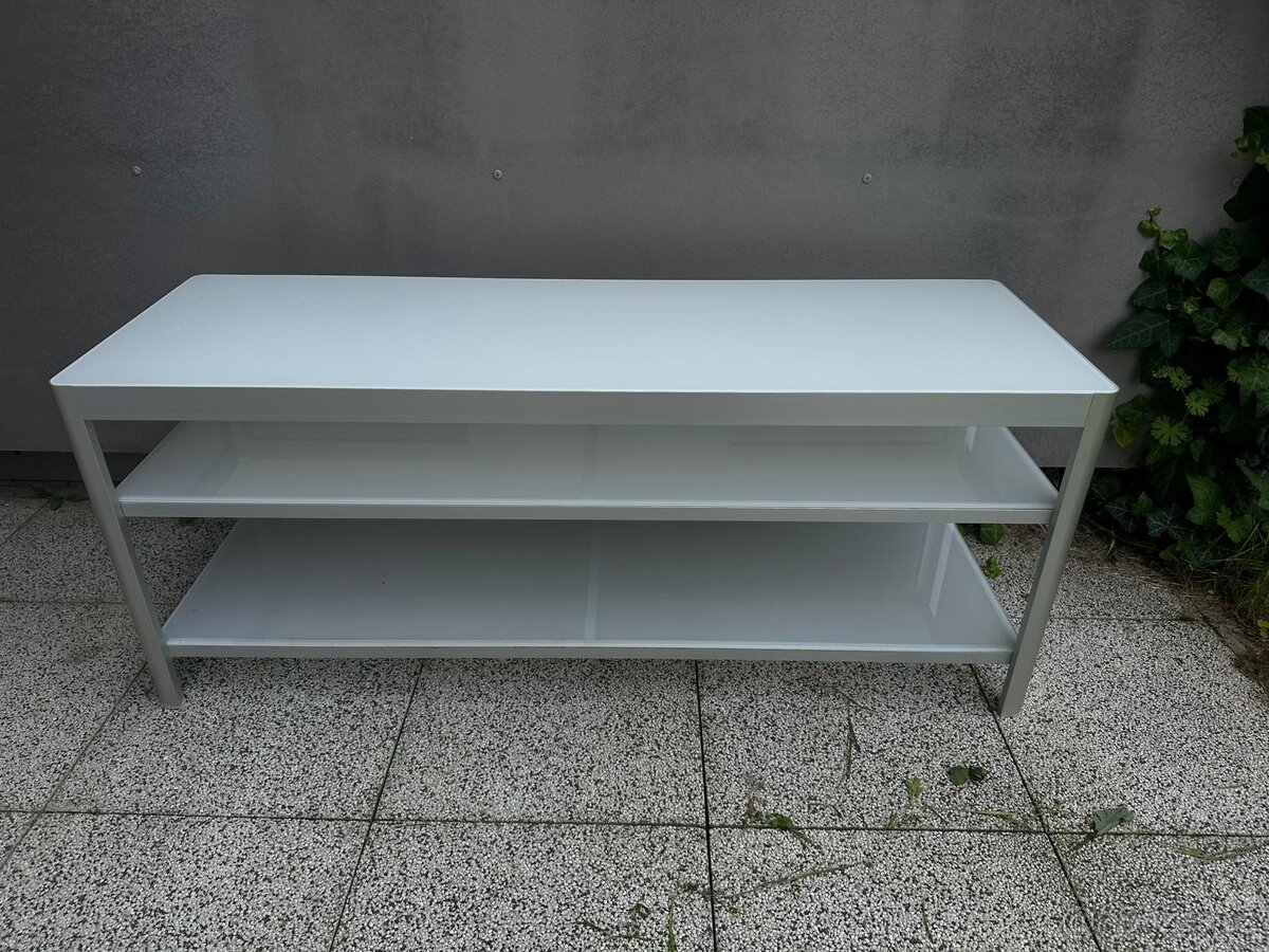 TV stolek IKEA hlinikovy - 2