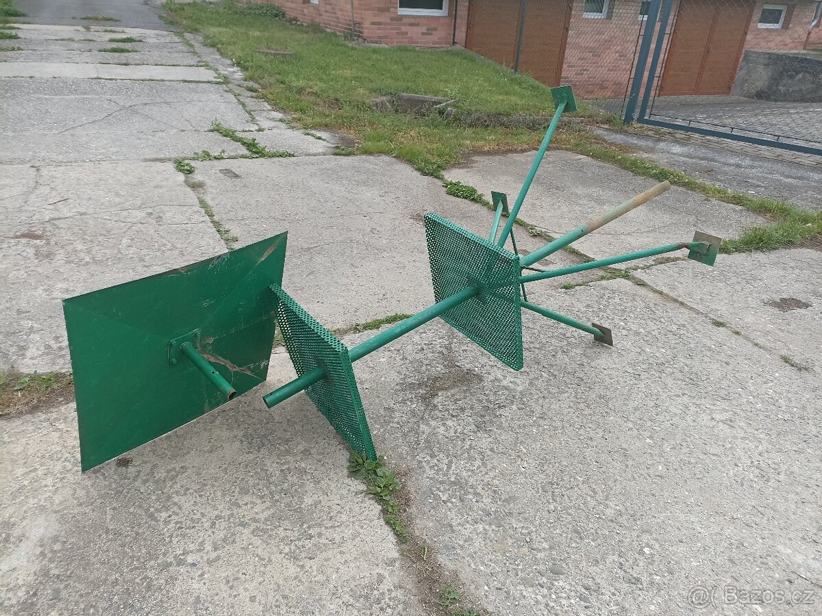 Stojan na oplodňáčky - 2
