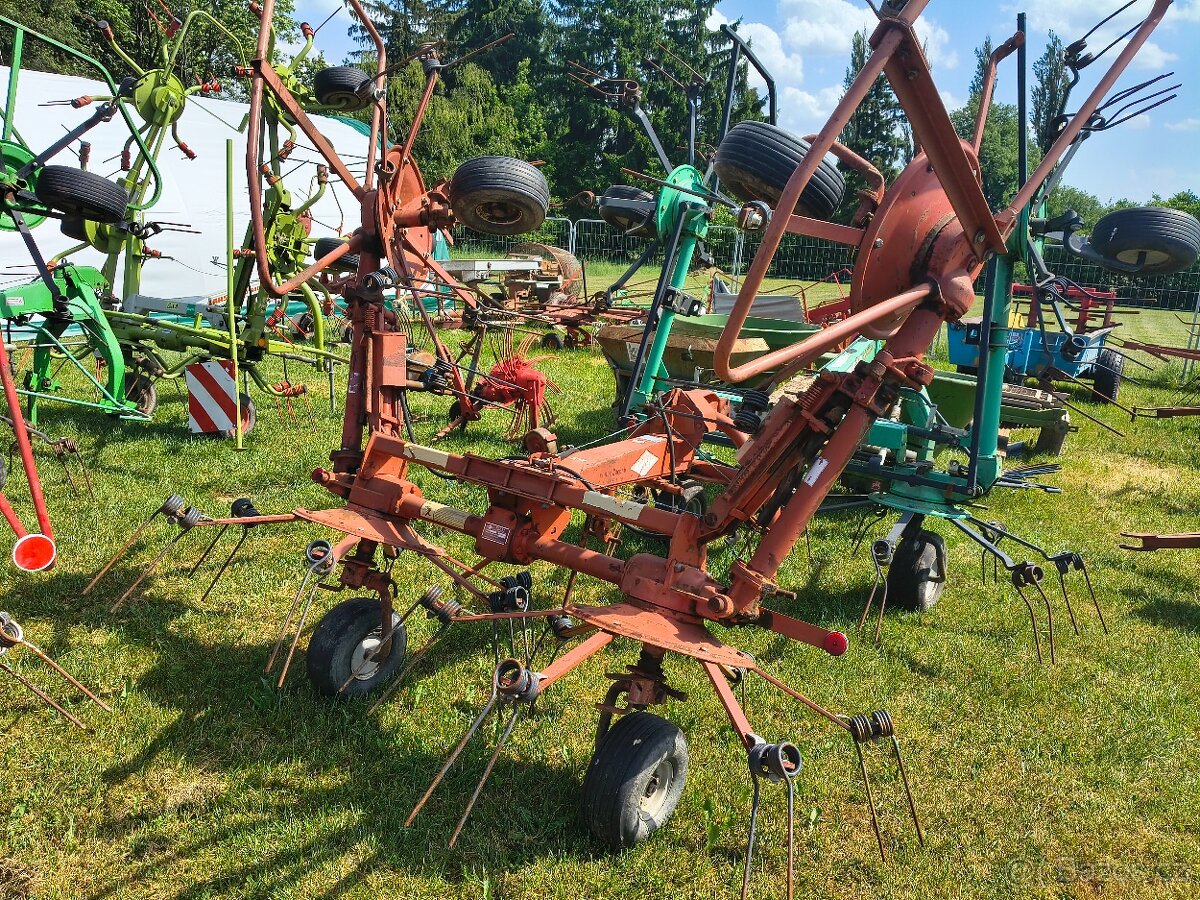 Obraceč sena Kühn 5 m - 2