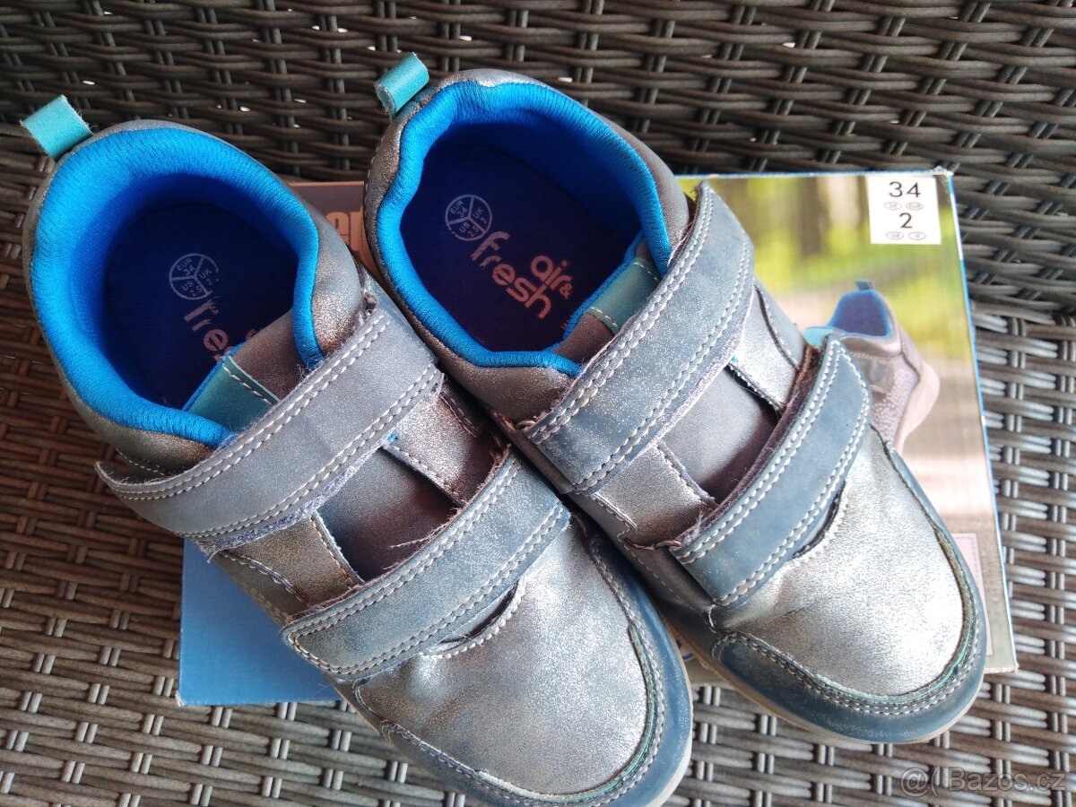 Dívčí obuv "sneaker" velikost 34 - 2