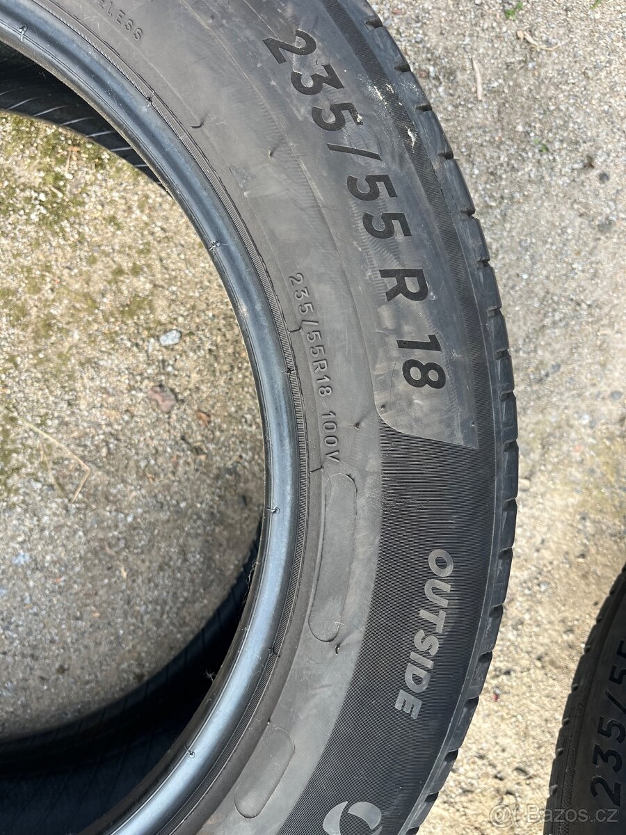 Pneu 235/55/18 - 2