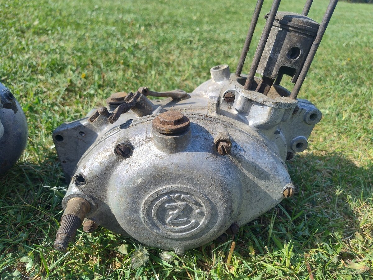Motor ČZ 98 - 2