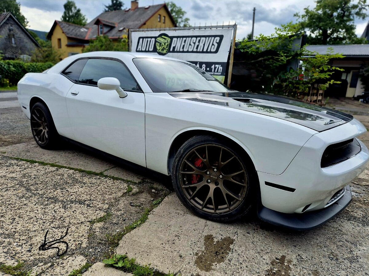 Dodge Challenger 6.4 SRT 485hp 8st automat - 2