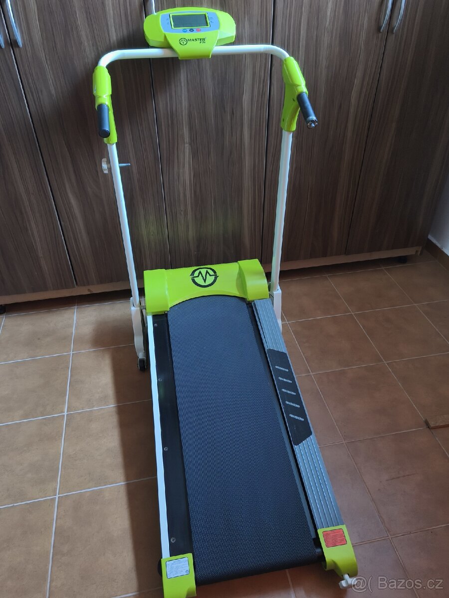 Běžící pás Master F04 - 2