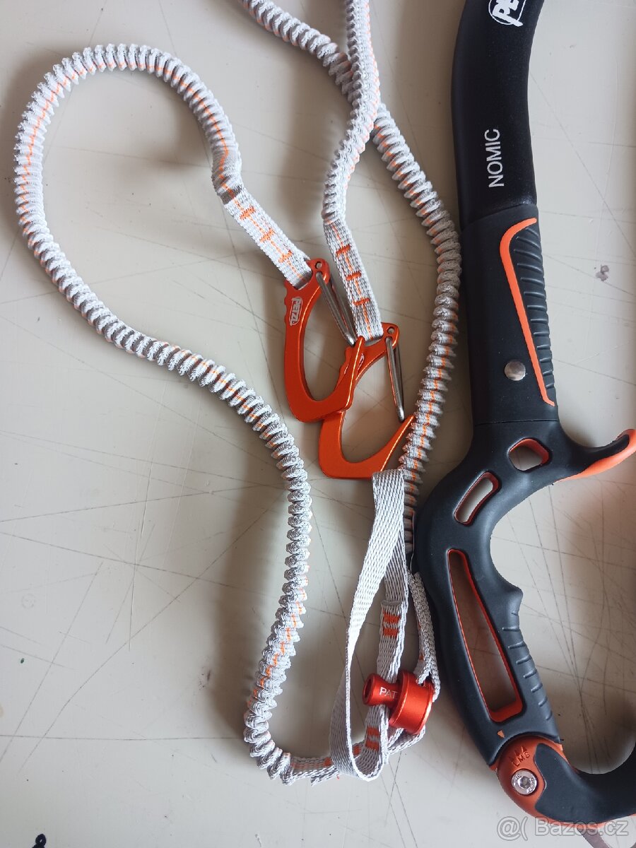 Petzl NOMIC pár - 2
