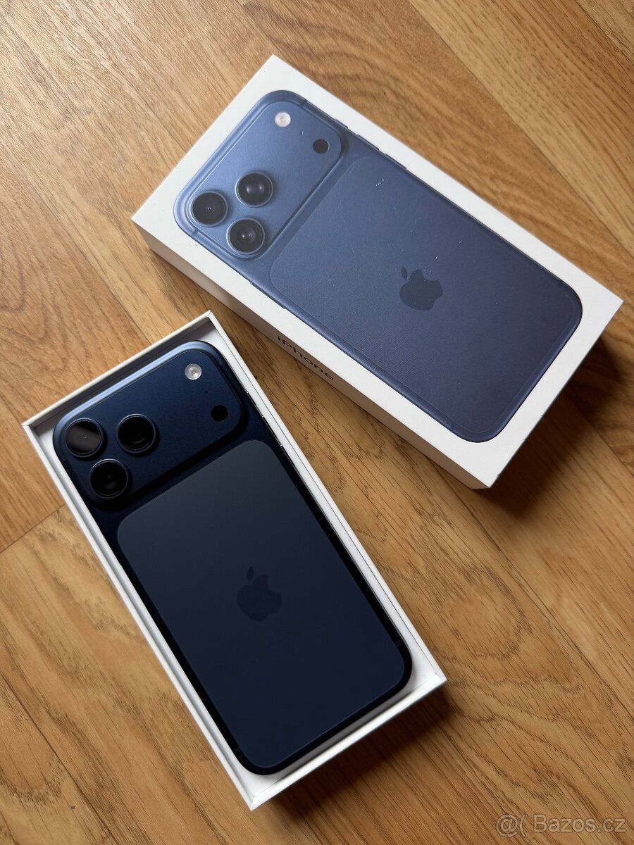 Apple iPhone 17 Pro Max 256GB modrý - 2