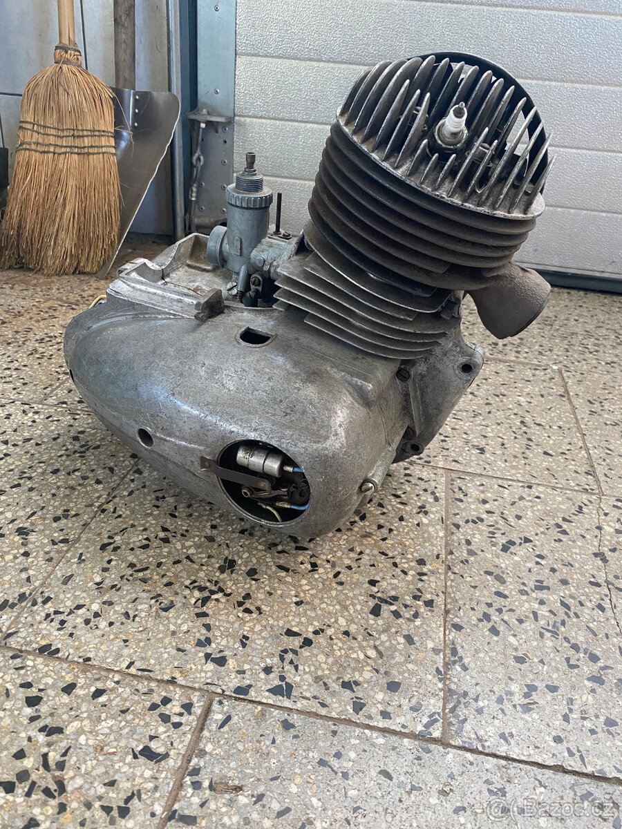 Motor čz 175 typ 502 - 2