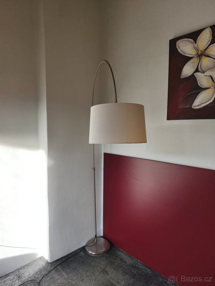 Stojací lampa - 2