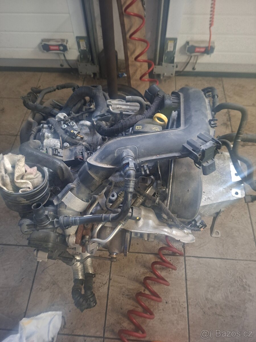 Motor ŠKODA FABIA III 1.0TSI DKL - 2