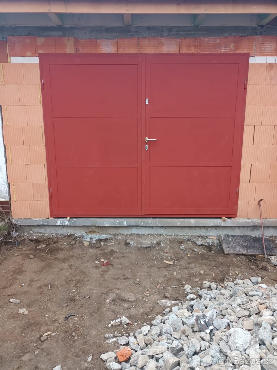 Vrata 3ks plechové dvoukřídlé nezateplené - nové - 2
