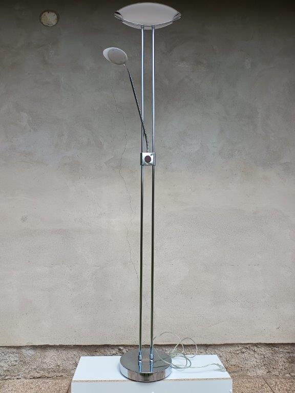 Stojací LED lampa - 2