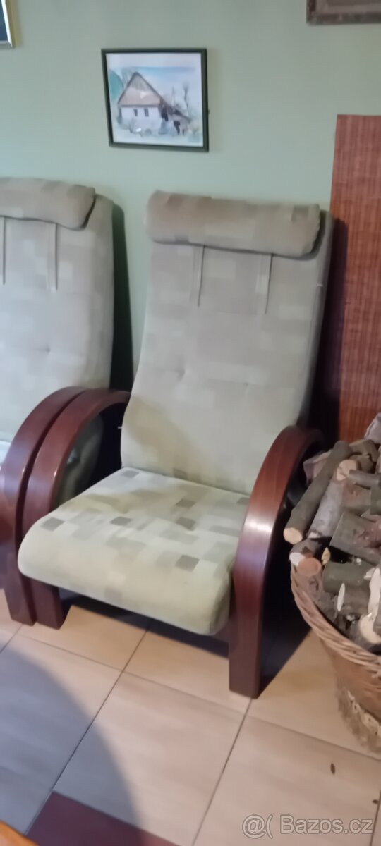 Nerozkládací sedačka pro 3 + křeslo - 2