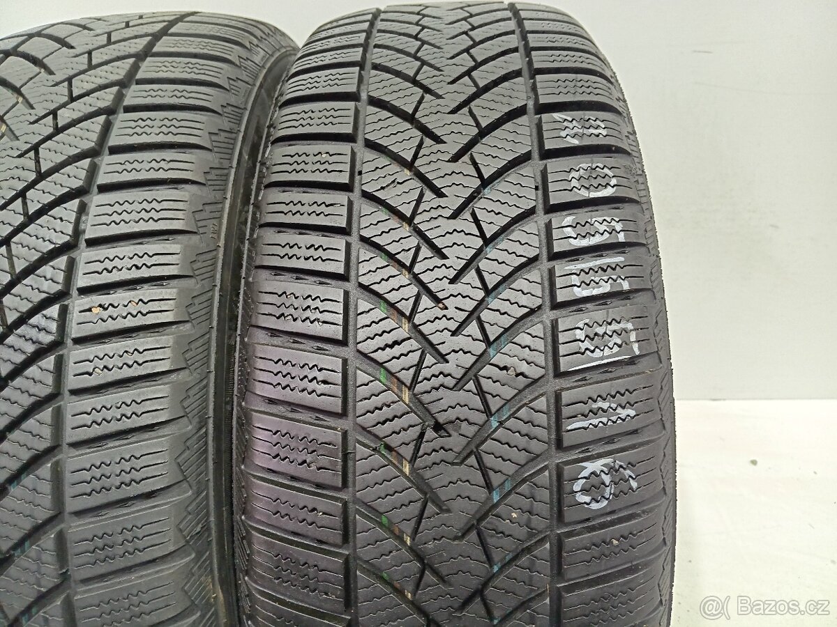 2ks zimní pneu 205/55/16 Semperit - 2