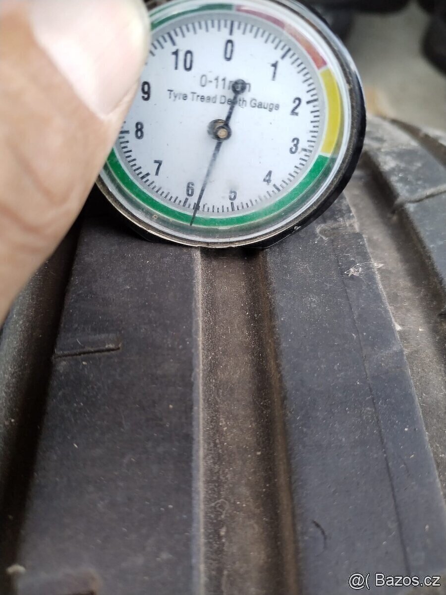 245/45/18 letni pneu GOODYEAR 245/45 R18 - 2