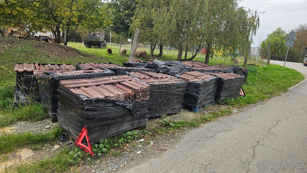 Střešní krytina KM beta 5 let stará - 2