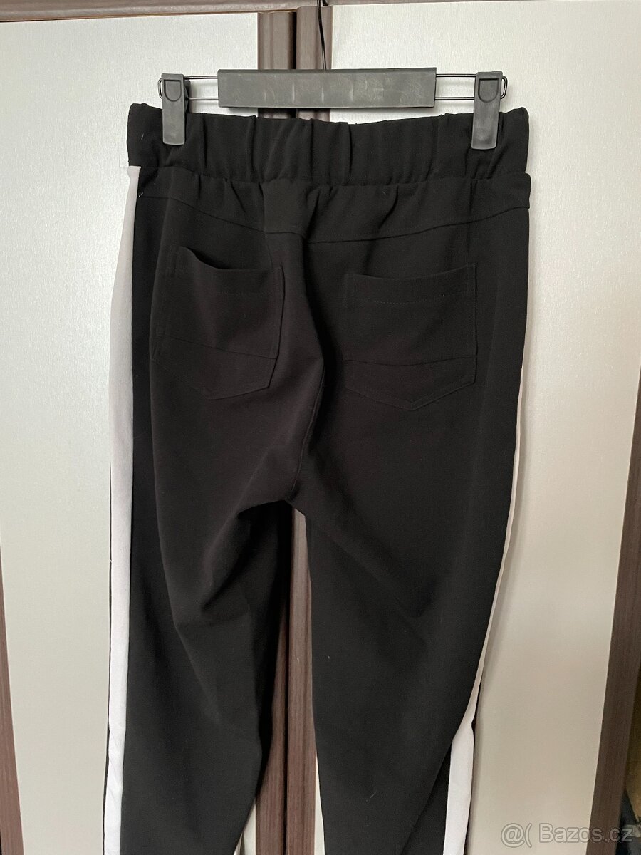 Černé kalhoty - 2