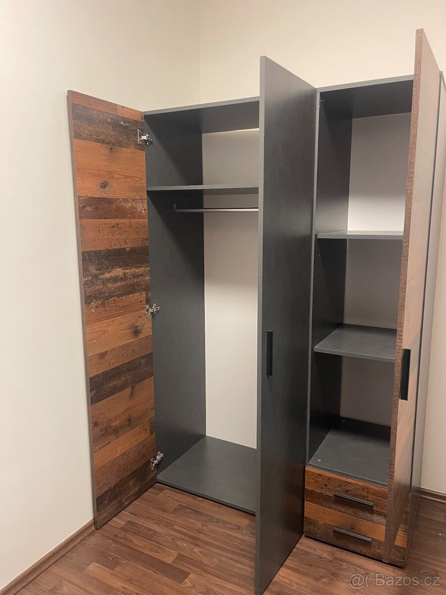 Šatní skříň, předsíňová stěna, komoda/botník - 2