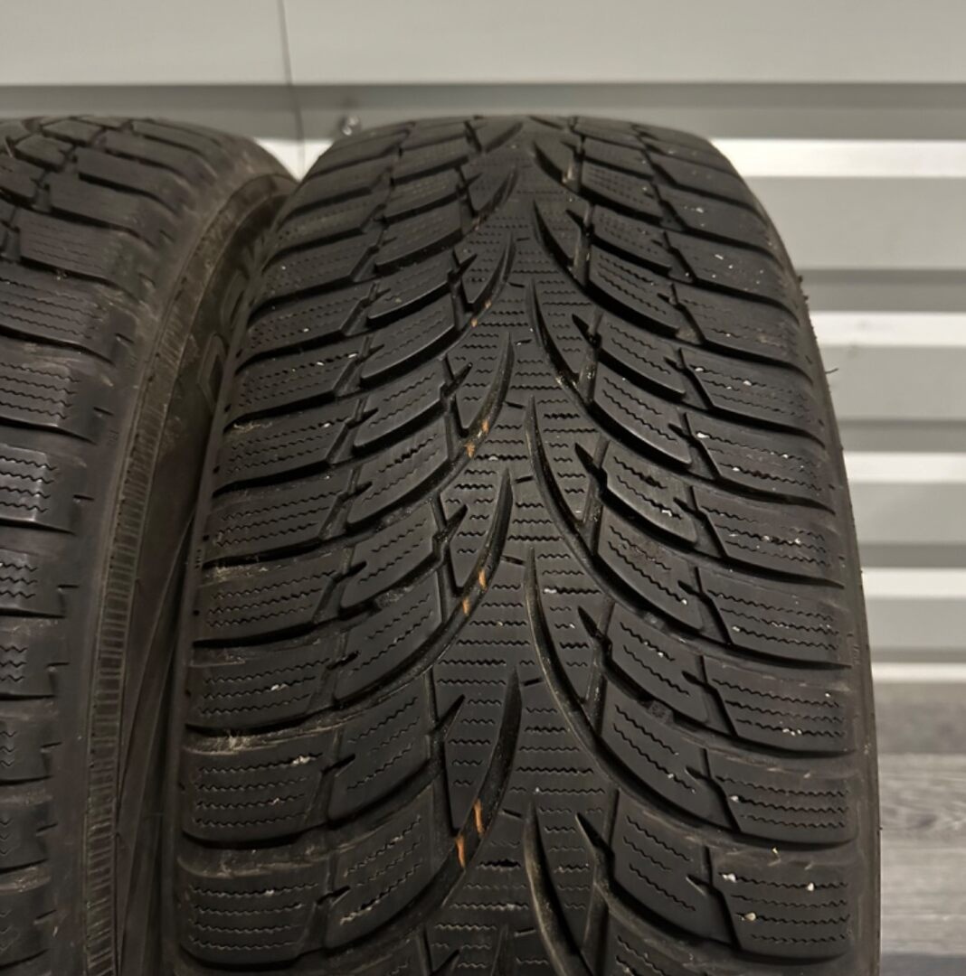 2ks pneu 205/60/16 NOKIAN 96H - 2