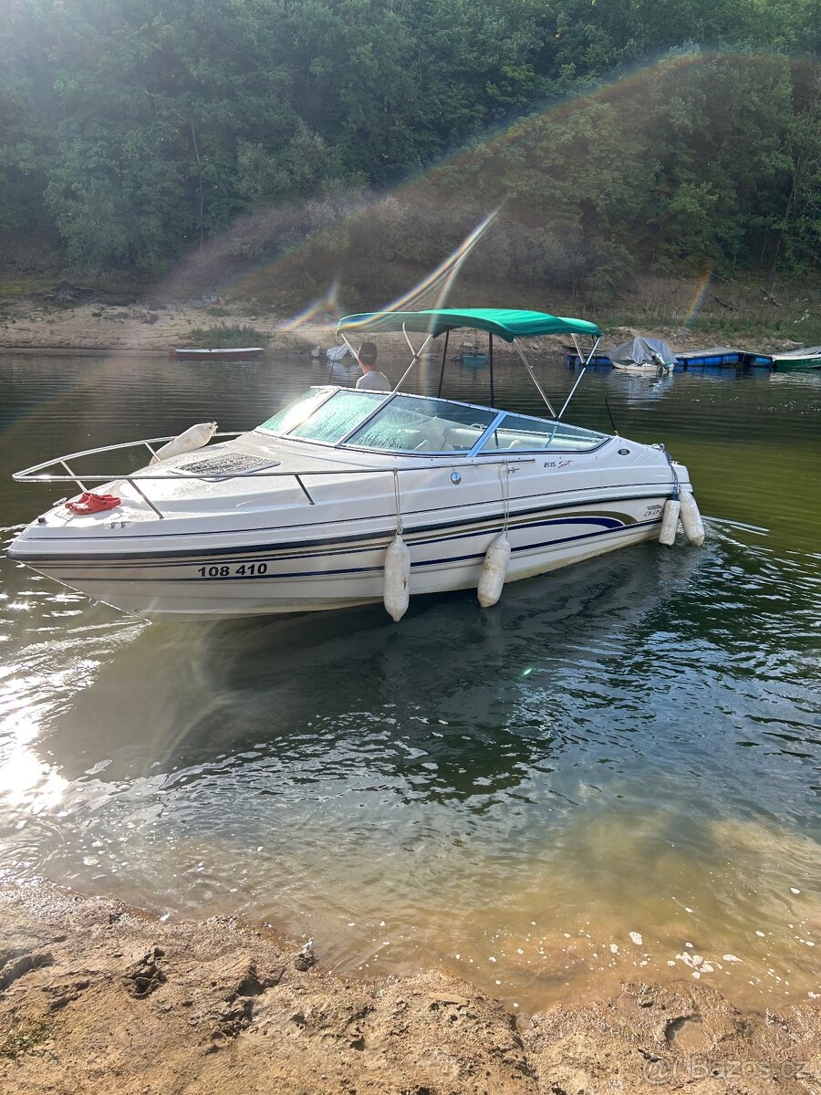 Motorový kajutový člun - 2