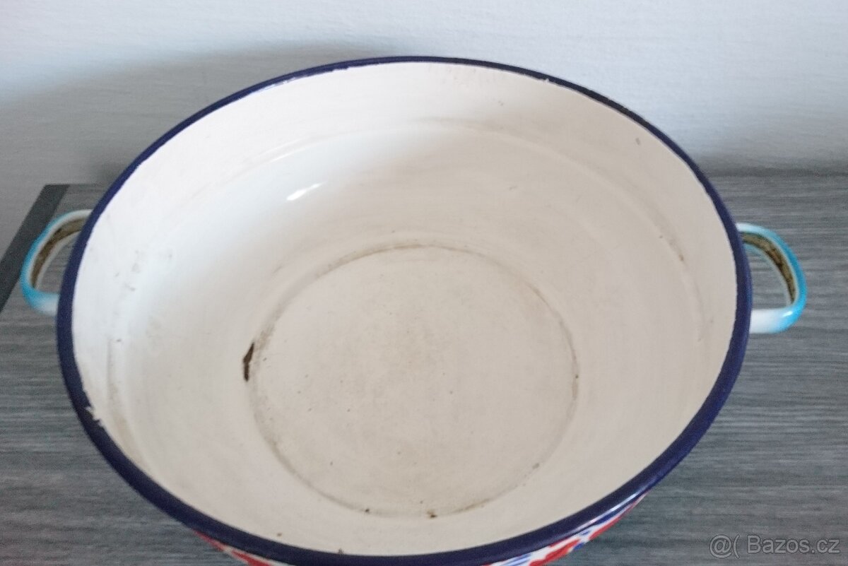 Smaltované nádobí - 2