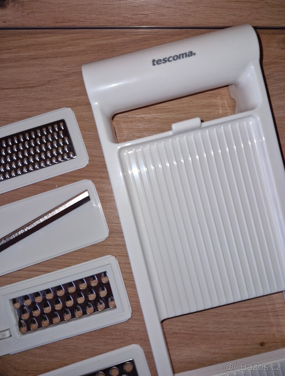 Multifunkční struhadlo Tescoma nové - 2