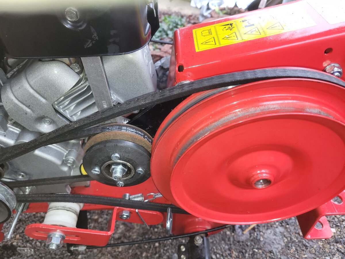 více účelový kultivátor MS07 - 2