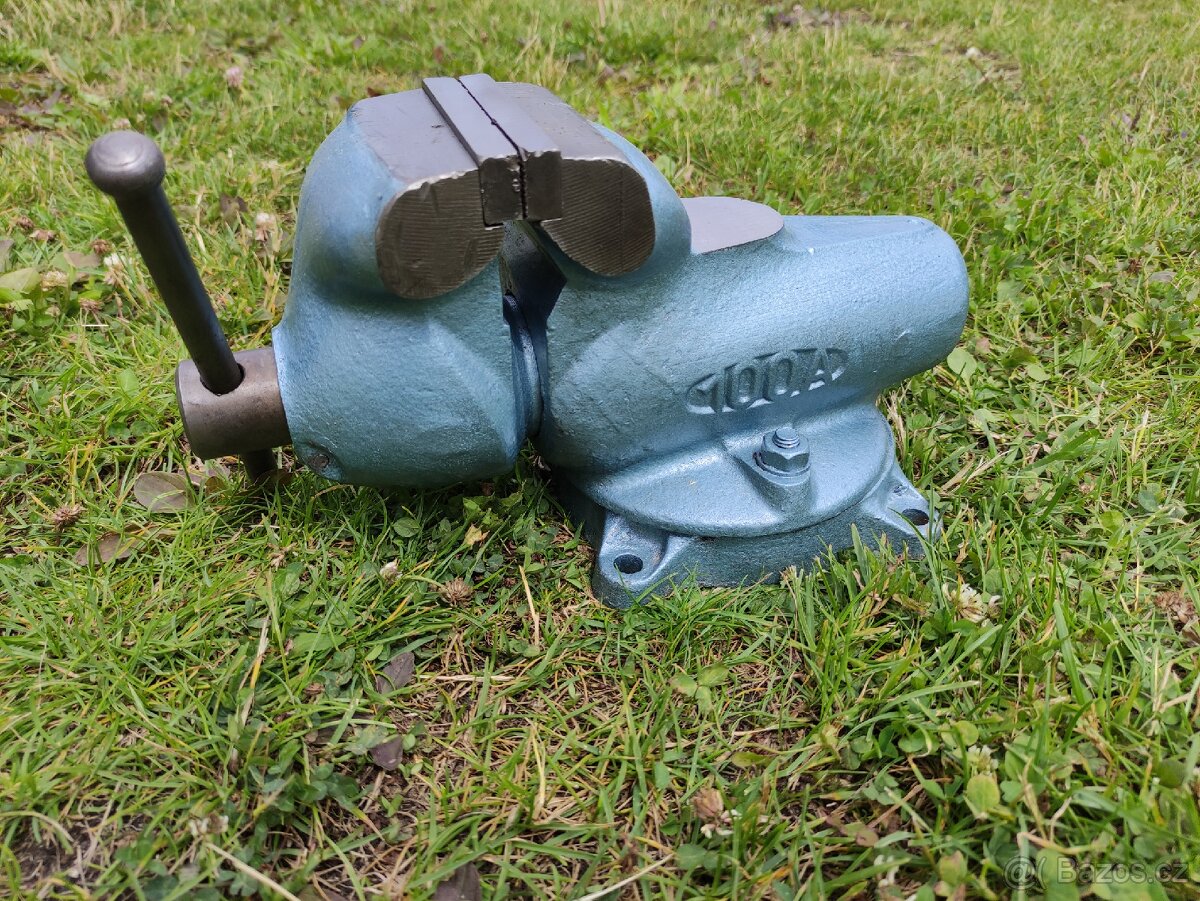 Svěrák York 100A, s čelistmi na trubky, možné zaslat - 2