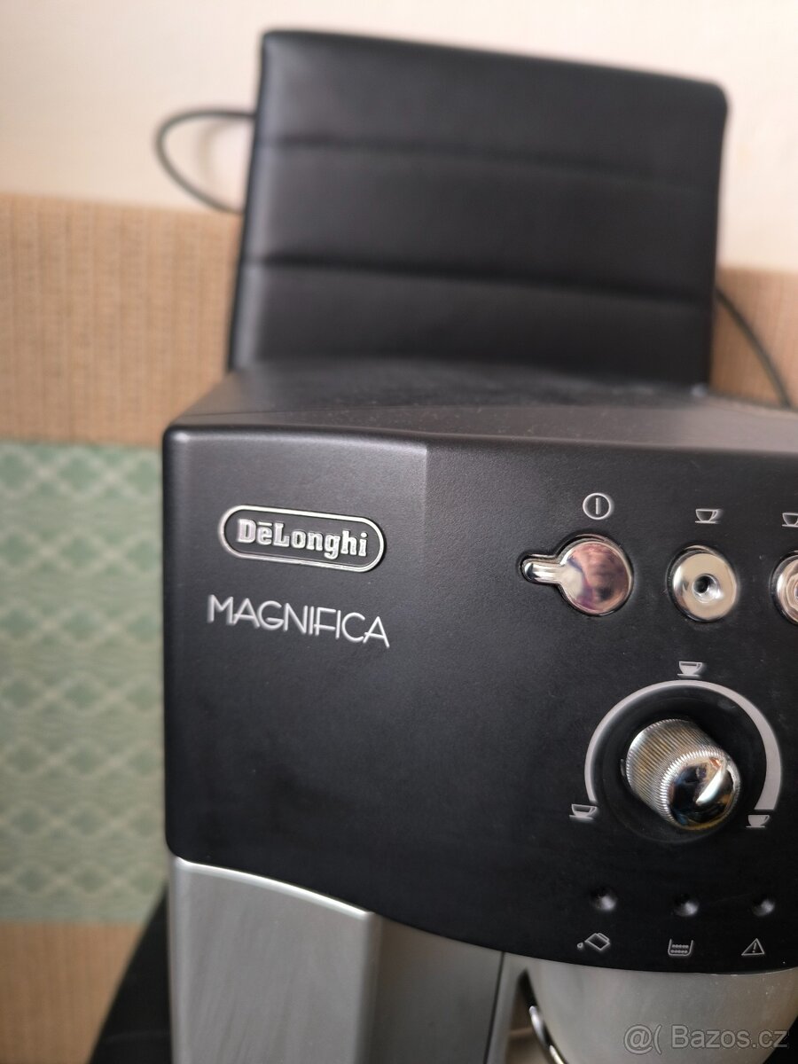 DeLonghi MAGNIFICA - 2