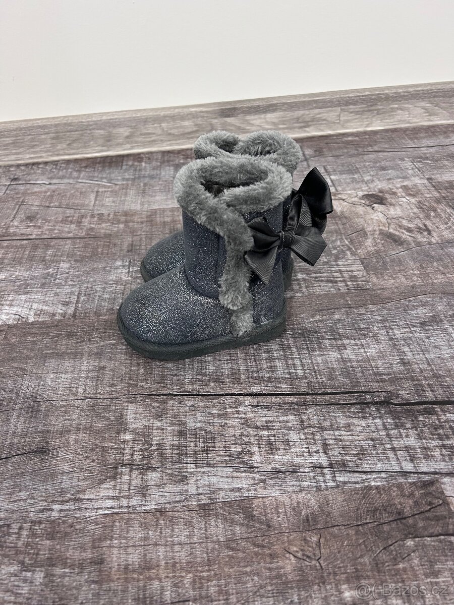 Zimní kozačky (sněhule) velikost 21 - 2