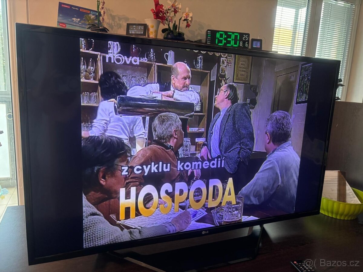 4K SMART LED Televize 43" LG 43UH6207 - 2
