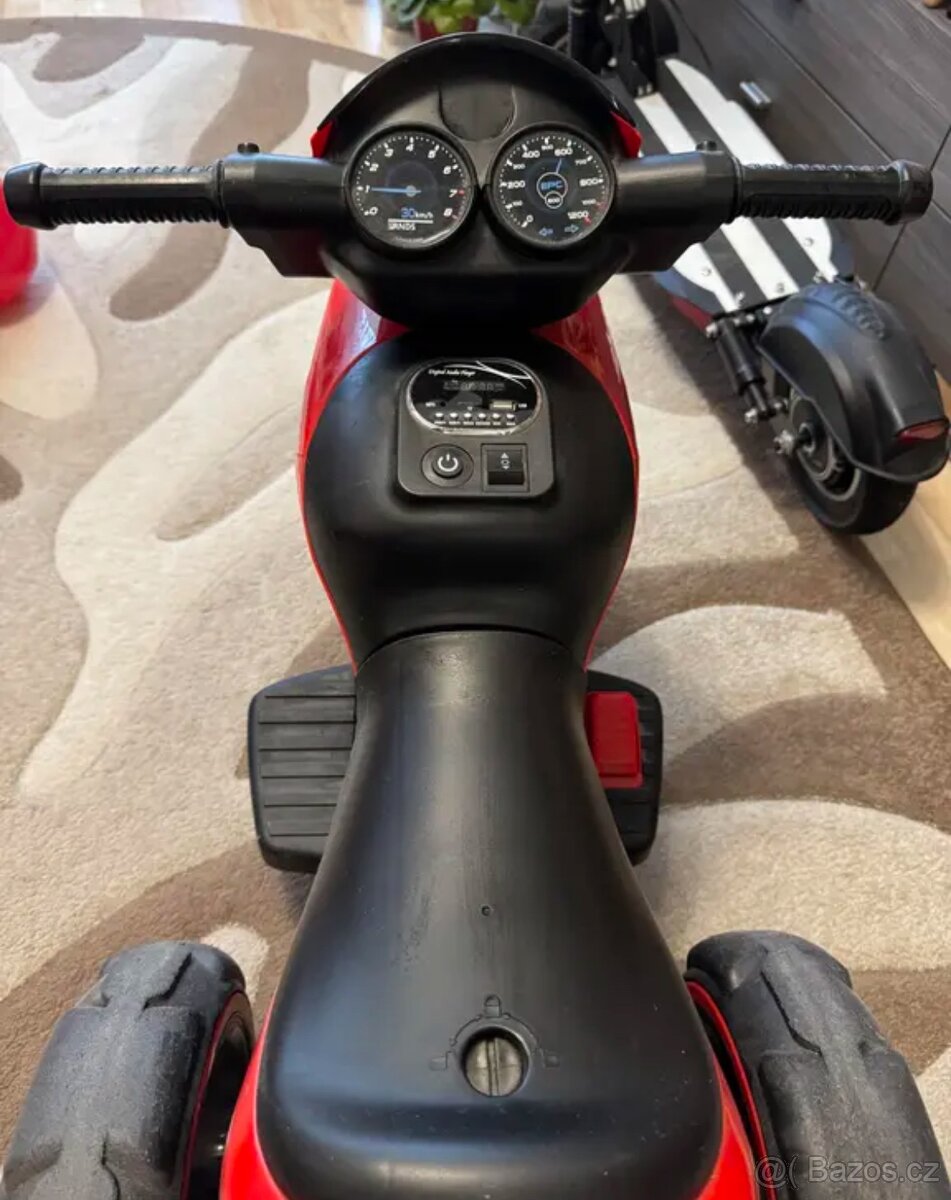 Dětská elektrická motorka Baby Mix POLICE červená. 1 300 Kč - 2