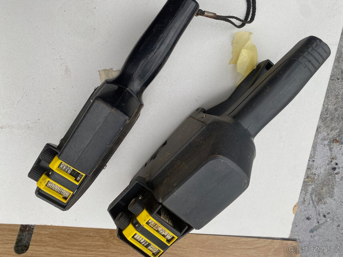 Etiketovací kleště - 2