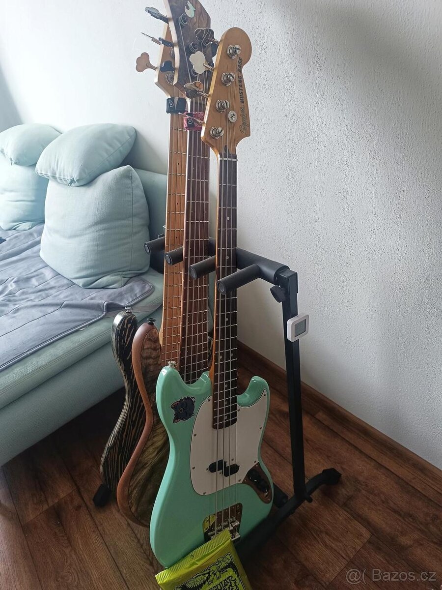 Baskytara Squier CV 60s Mustang Bass, farba Surf Green - 2