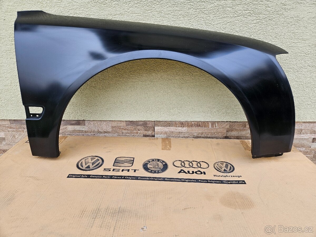 Blatník Audi A8/S8 D3 Nový originál - 2